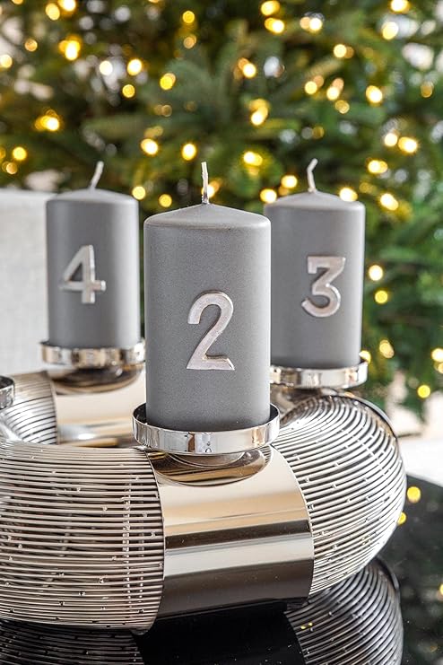 EDZARD 4er-Set Kerzenpins Advent, Kerzenstecker für Stumpenkerzen, Kerzendekoration mit Zahlen 1-4, Stecker aus vernickeltem Aluminium mit Silber-Optik, Höhe 5 cm