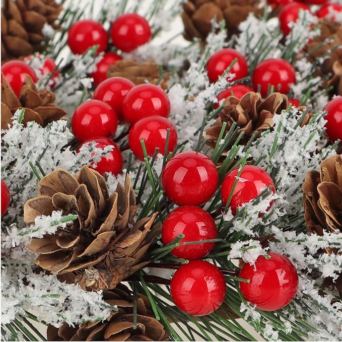 com-four® 20x Deko-Zweig mit Lärchenzapfen, roten Beeren und Baumnadeln - Streudeko weihnachtlich - Dekozweig für Kränze und Gestecke (20 Stück - rote Beeren weiß)