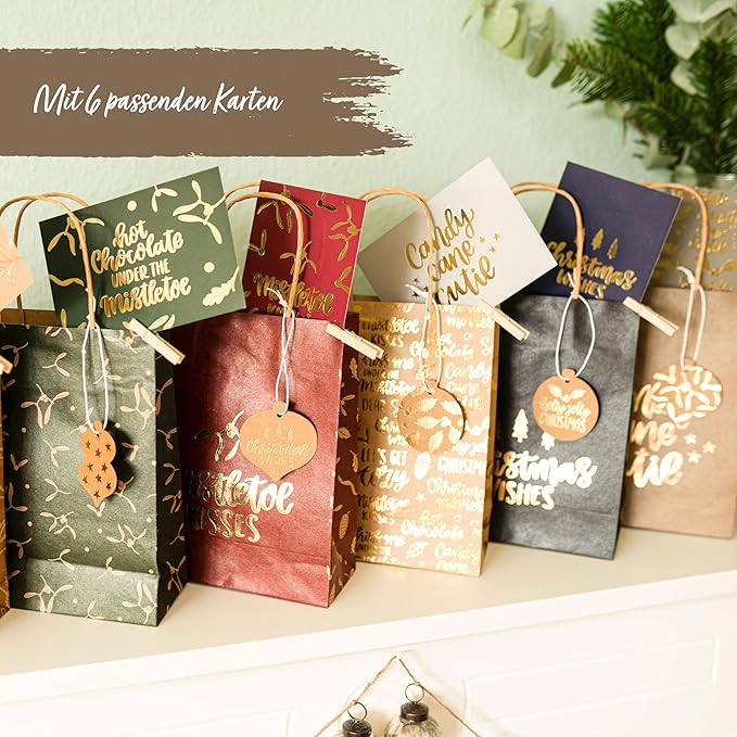 Papierdrachen 6 goldfolierte Geschenktüten zu Weihnachten - Christmas - 22x18x8cm - inkl. 6 Weihnachtskarten und Stanzanhänger - weihnachtliche Geschenkverpackung - Henkeltüten Set 2