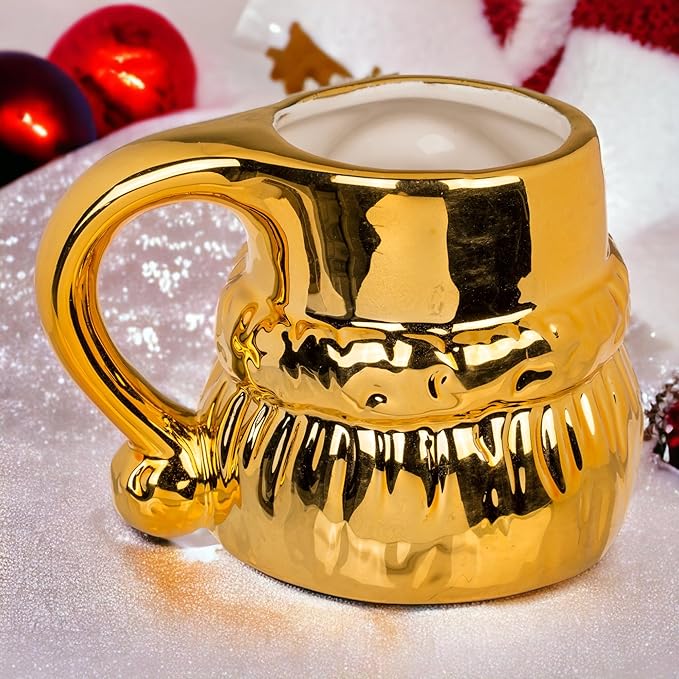 MIK funshopping Weihnachtstasse | Hochwertige Keramik-Tasse mit weihnachtlichem Design | Ideal für Heiß- & Kaltgetränke | Glossy Santa gold 380ml