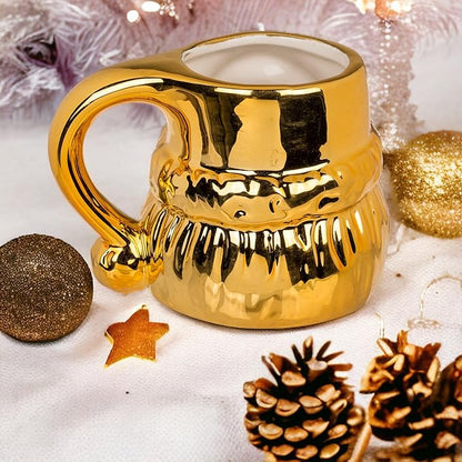 MIK funshopping Weihnachtstasse | Hochwertige Keramik-Tasse mit weihnachtlichem Design | Ideal für Heiß- & Kaltgetränke | Glossy Santa gold 380ml