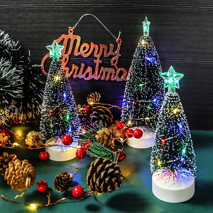 Tisch-Weihnachtsbaum mit Lichtern 3 Stück Tabletop Weihnachtsbaum mit Lichtern Mini Künstlicher Weihnachtsbaum mit LED Lichterketten Weihnachtsfeier Dekoration Miniatur Tischdekoration